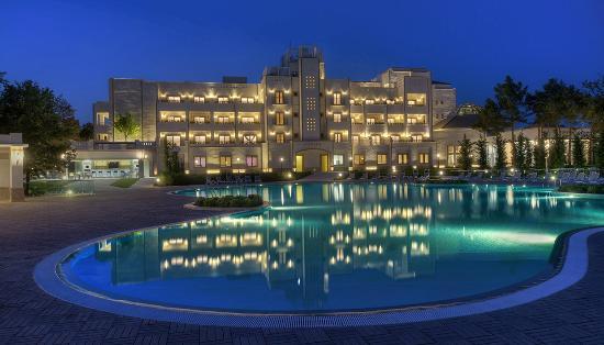 Local hotels receive $211 mln in revenues