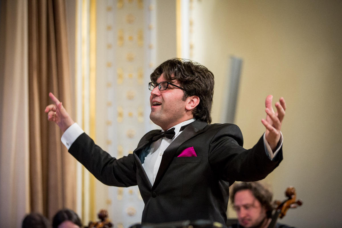 National conductor leads Valentine’s Day concert