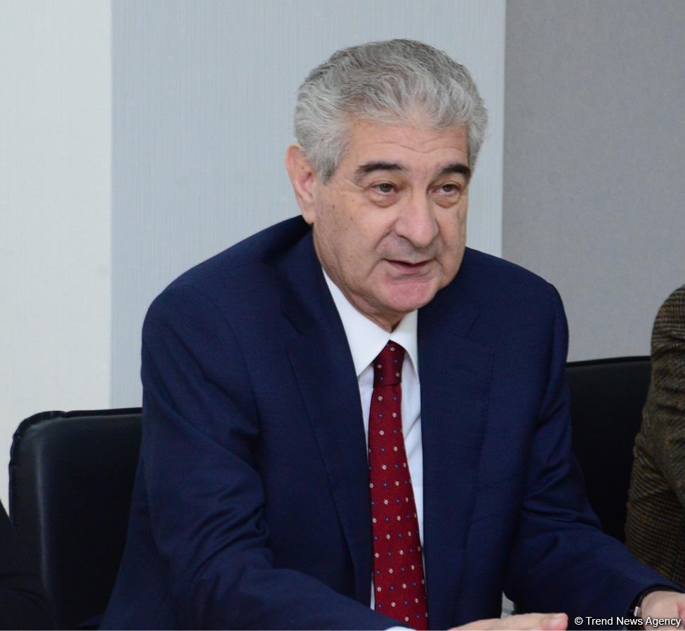 Deputy PM talks on problem hampering Azerbaijan’s rapid development