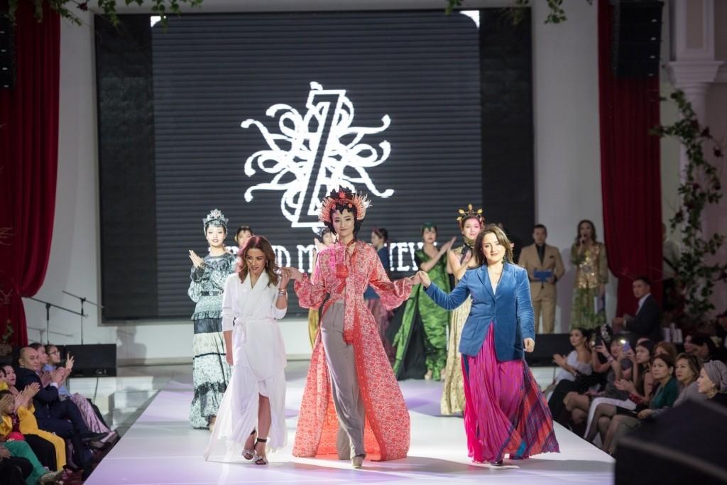 Azerbaijani designer shines at Fella Fashion Show [PHOTO]