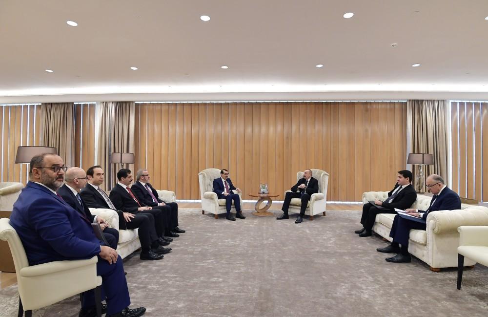 President Aliyev meets Turkish minister of energy and natural resources [PHOTO]
