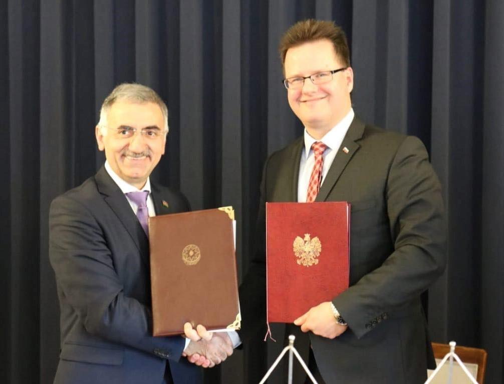 Azerbaijan, Poland expand cooperation in transport industry
