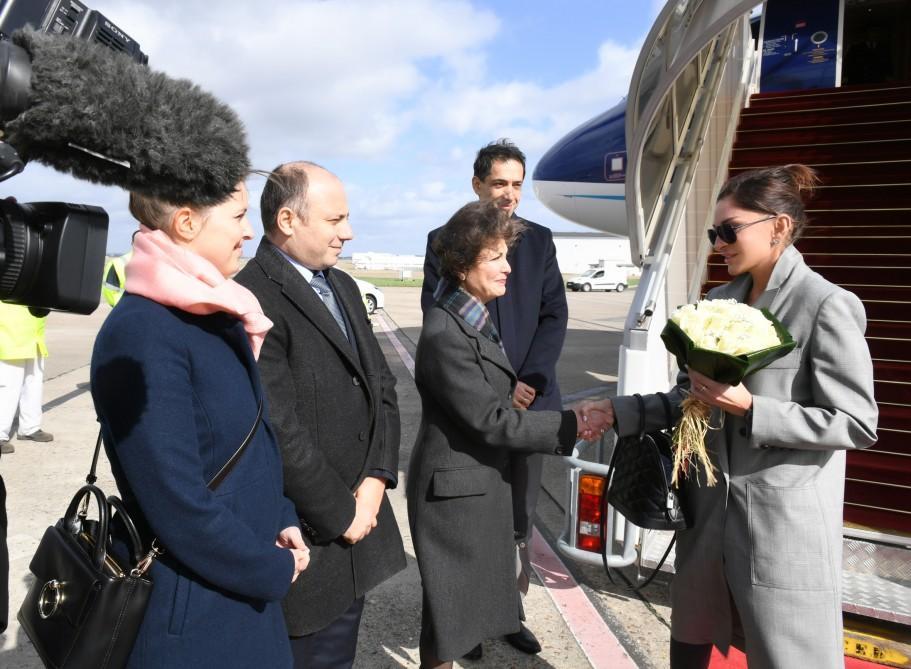First VP of Azerbaijan Mehriban Aliyeva arrives in France [PHOTO]