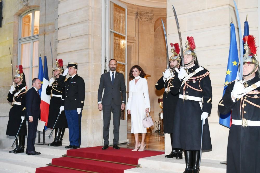 Azerbaijan's First VP, French PM Édouard Philippe hold one-on-one meeting [UPDATE]