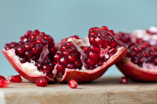 Kazakhstan lifts ban on pomegranates import from Uzbekistan