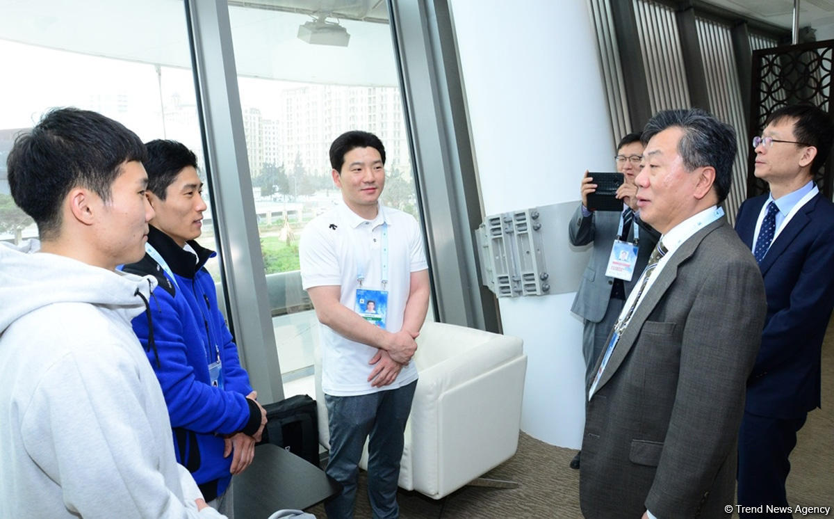 Ambassador of S.Korea to Azerbaijan meets athletes at FIG World Cup [PHOTO]