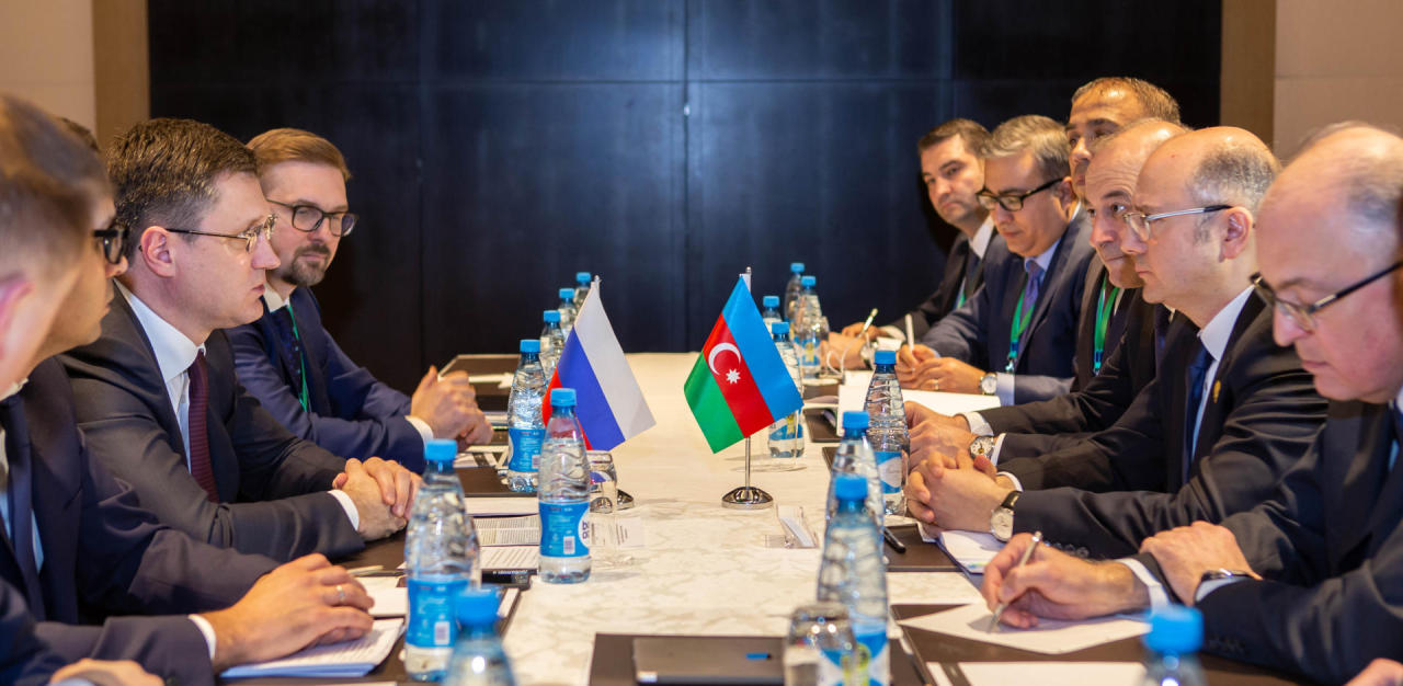 Azerbaijan, Russia discuss possibility of supplying Russian oil to STAR refinery [PHOTO]