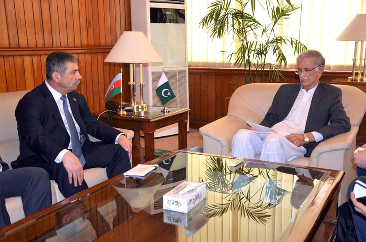 Azerbaijan, Pakistan discuss development of military cooperation [PHOTO]