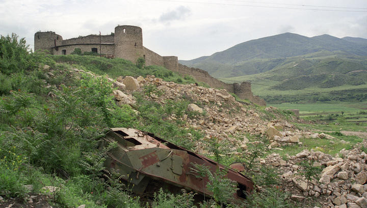 Pashinyan’s contradictory statements on Karabakh annoy Armenians