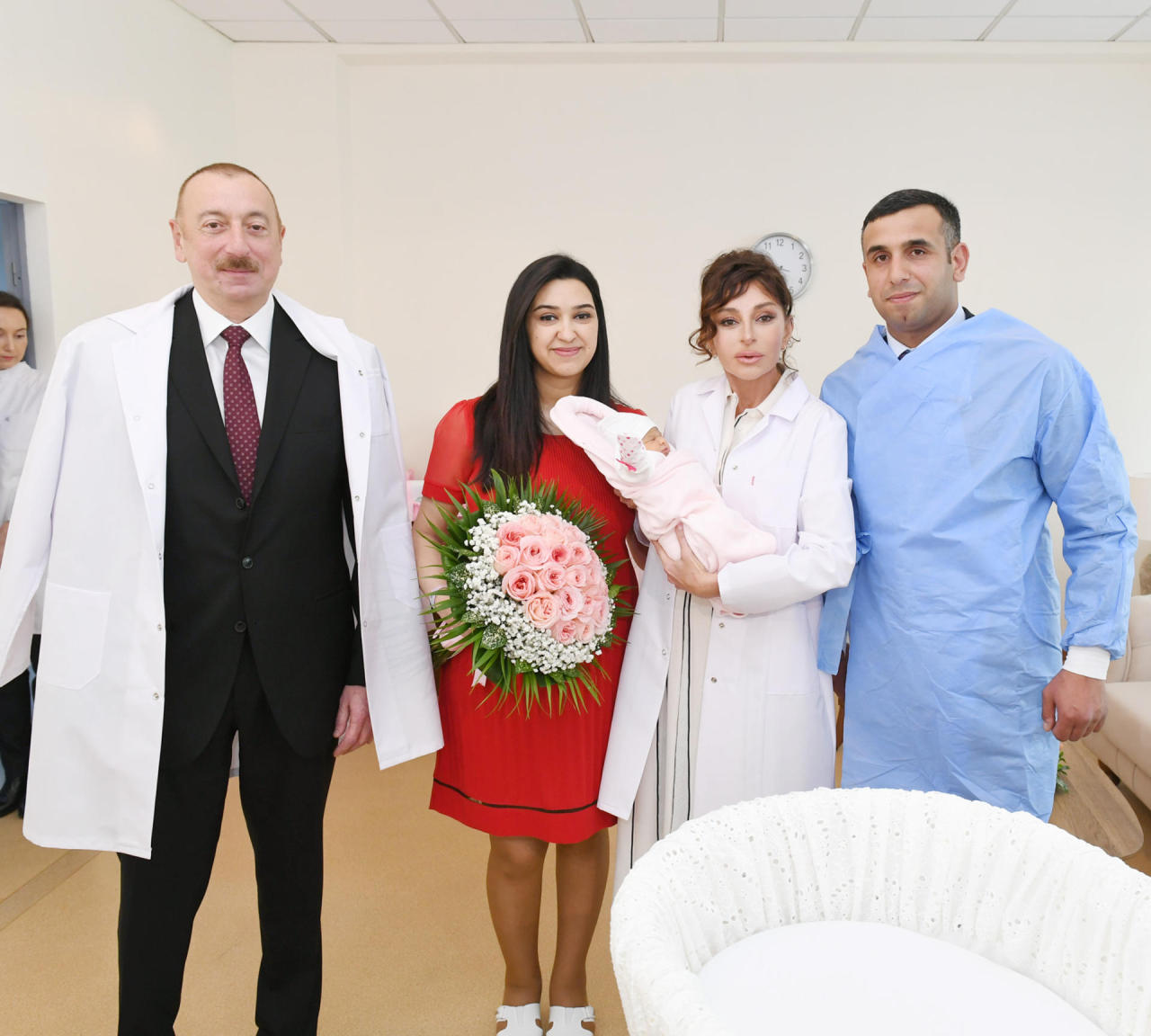 President, First Lady meet parents of Azerbaijan’s 10 millionth citizen [UPDATE]