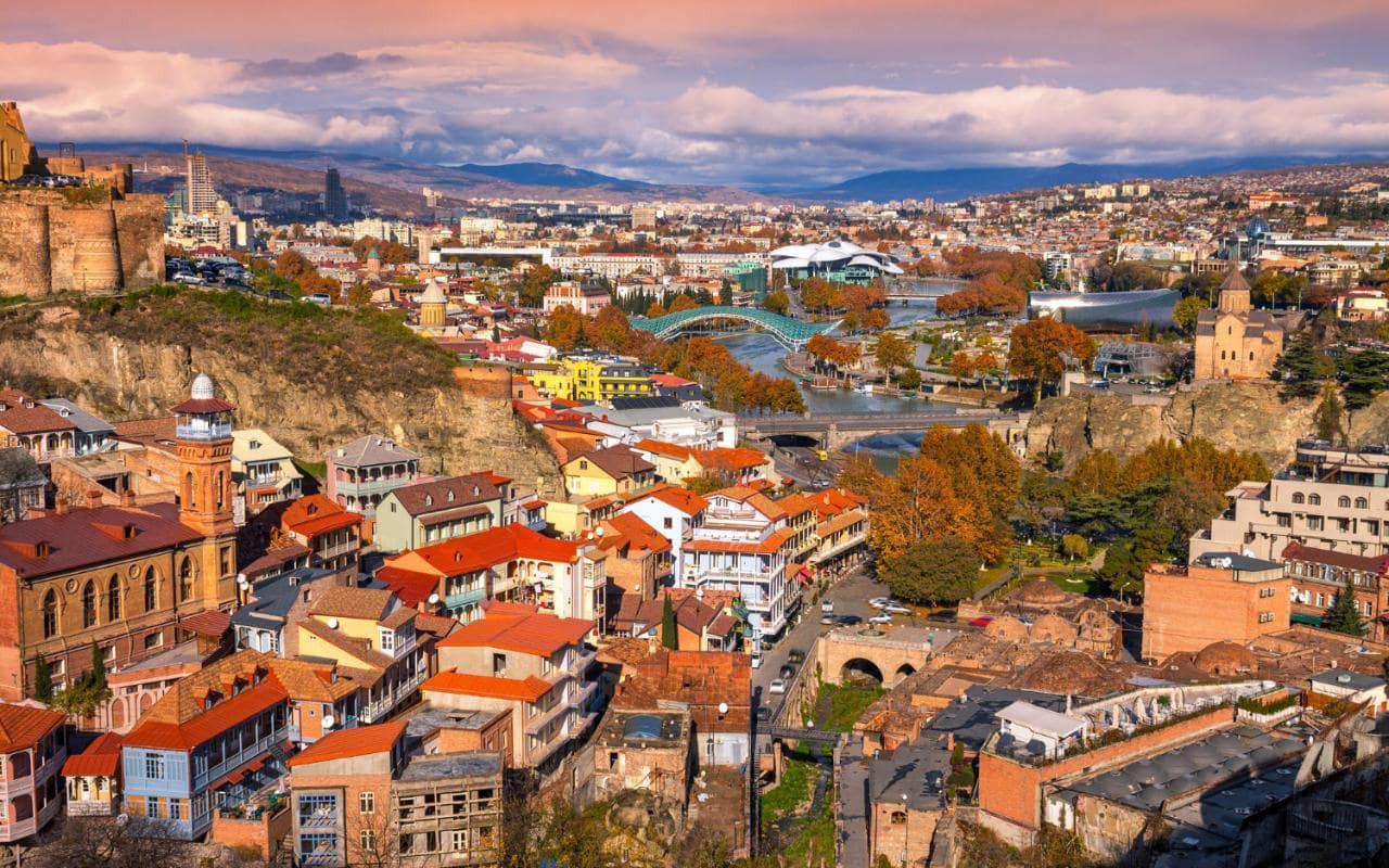 Azerbaijan ranks first in terms of nationals visiting Georgia
