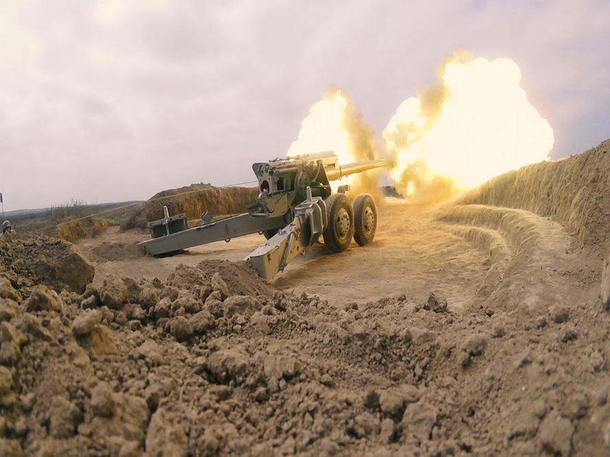 Artillery units of Azerbaijani Armed Forces conduct live-fire exercises [PHOTO/VIDEO]
