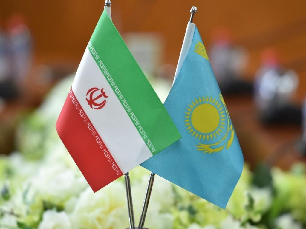 Kazakhstan to build two logistics centers in Iran
