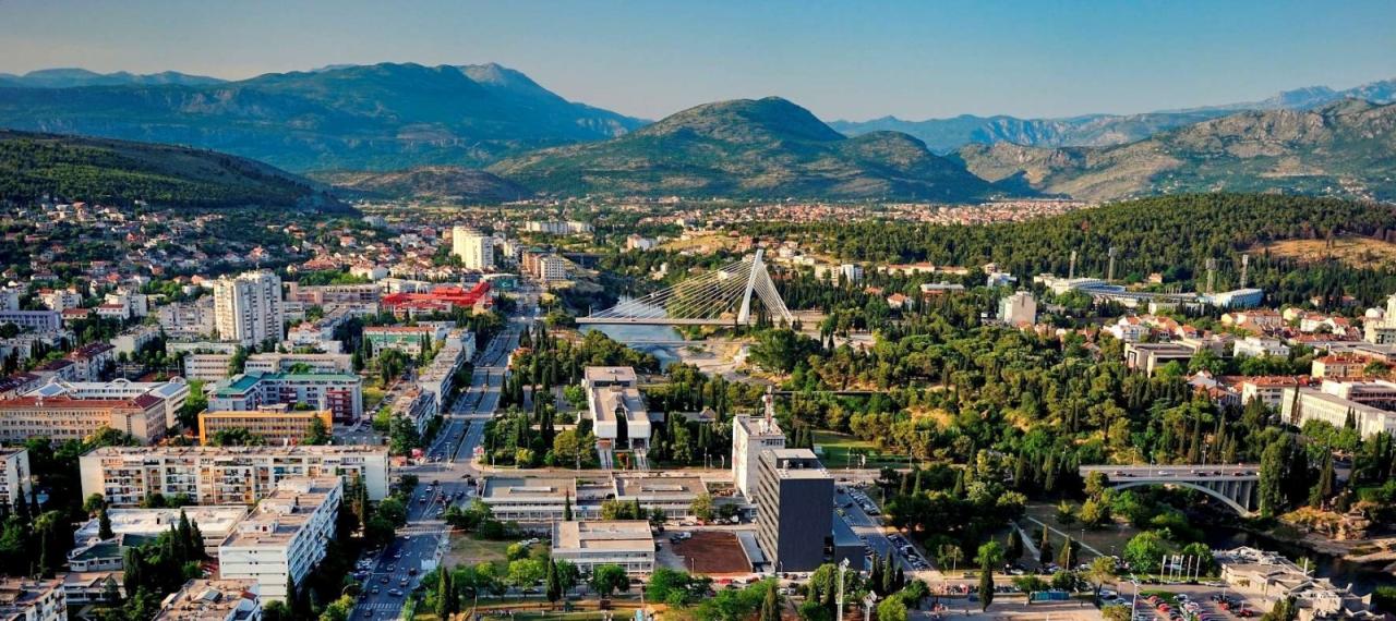 Azerbaijan eyes to invest in Montenegro