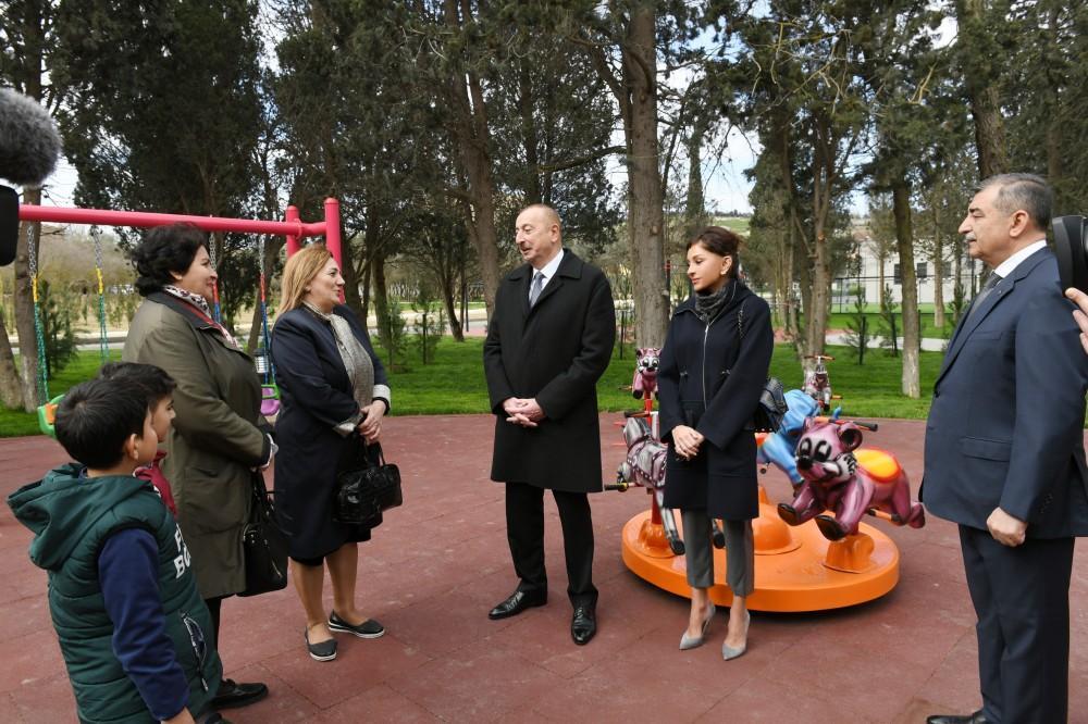 President Ilham Aliyev, First Lady Mehriban Aliyeva view conditions created at newly-reconstructed Neftchilar park in Baku [UPDATE]