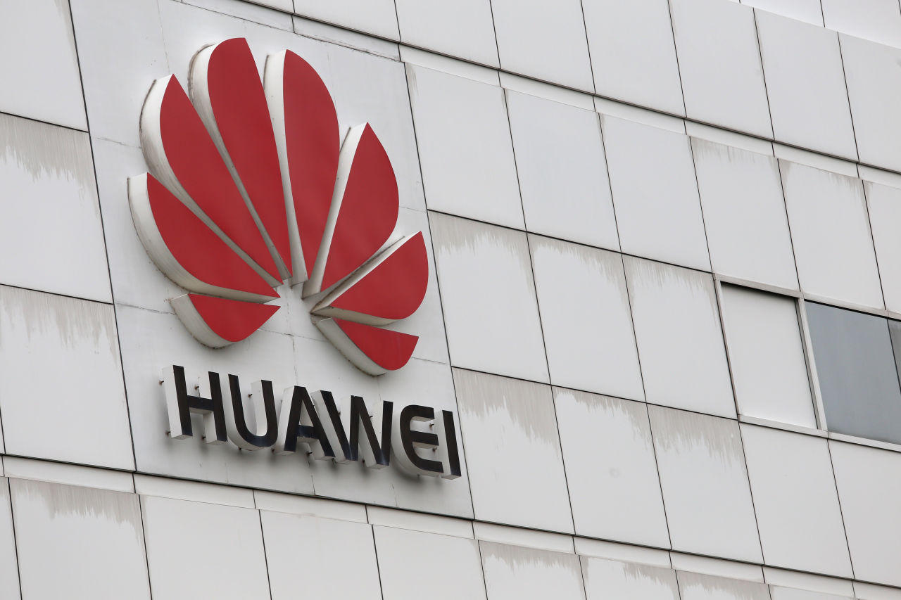 U.S. intelligence says Huawei funded by Chinese state security