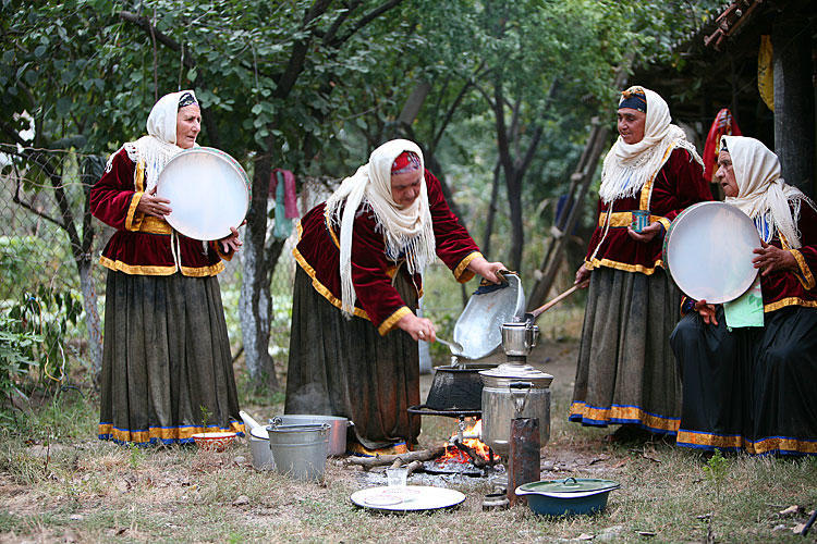 Unique photo project showcased in Baku [PHOTO]