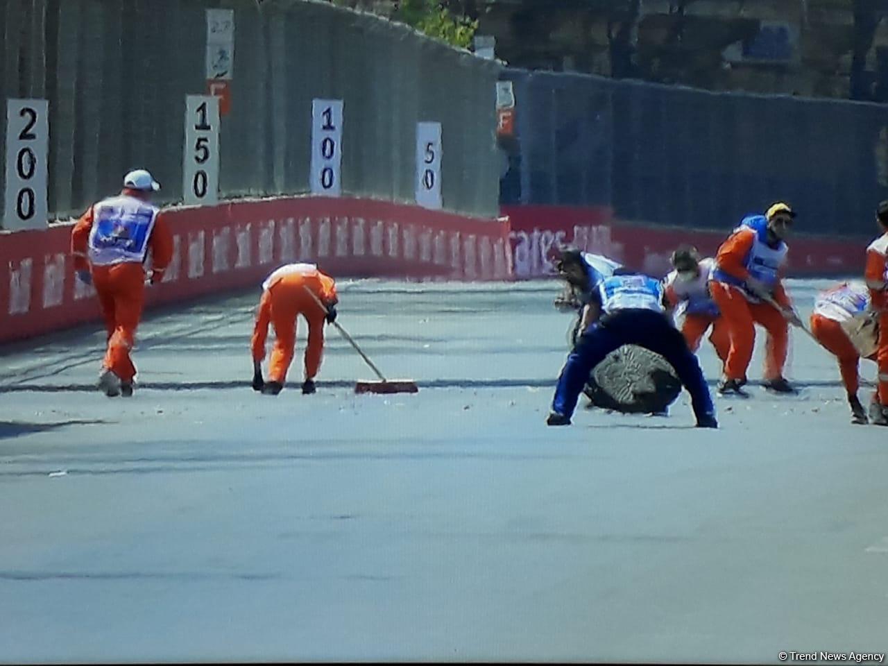 Accident during F2 qualifying rounds in Baku