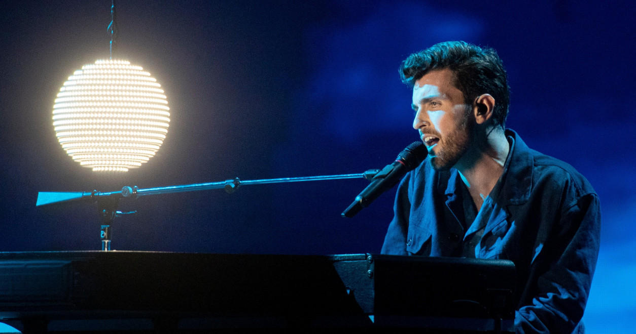 Netherlands' Duncan Laurence announced as winner [VIDEO]