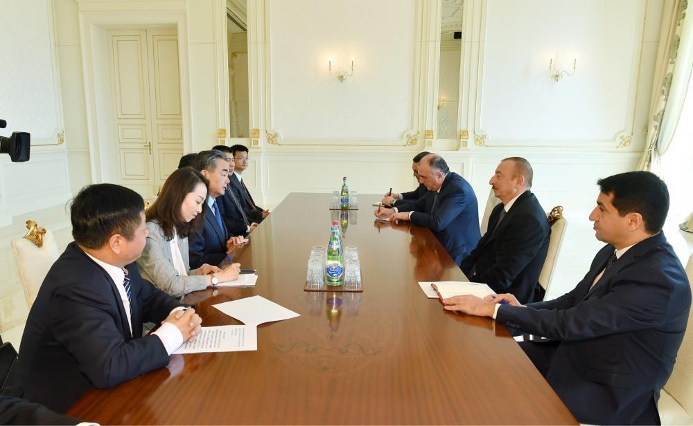 President Ilham Aliyev receives delegation led by Chinese FM [UPDATE]