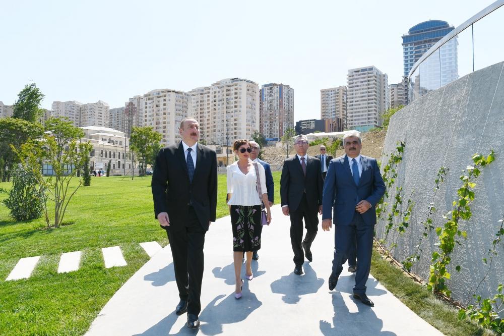 Azerbaijani president, First Lady attend opening of garden and Central Park in Baku [PHOTO]