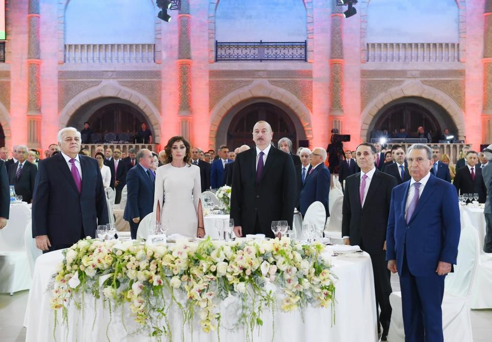 President Aliyev, First Lady Mehriban Aliyeva attend official reception on occasion of Republic Day [PHOTO]