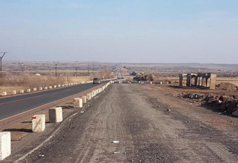 Armenian road constructors refuse to work without salary