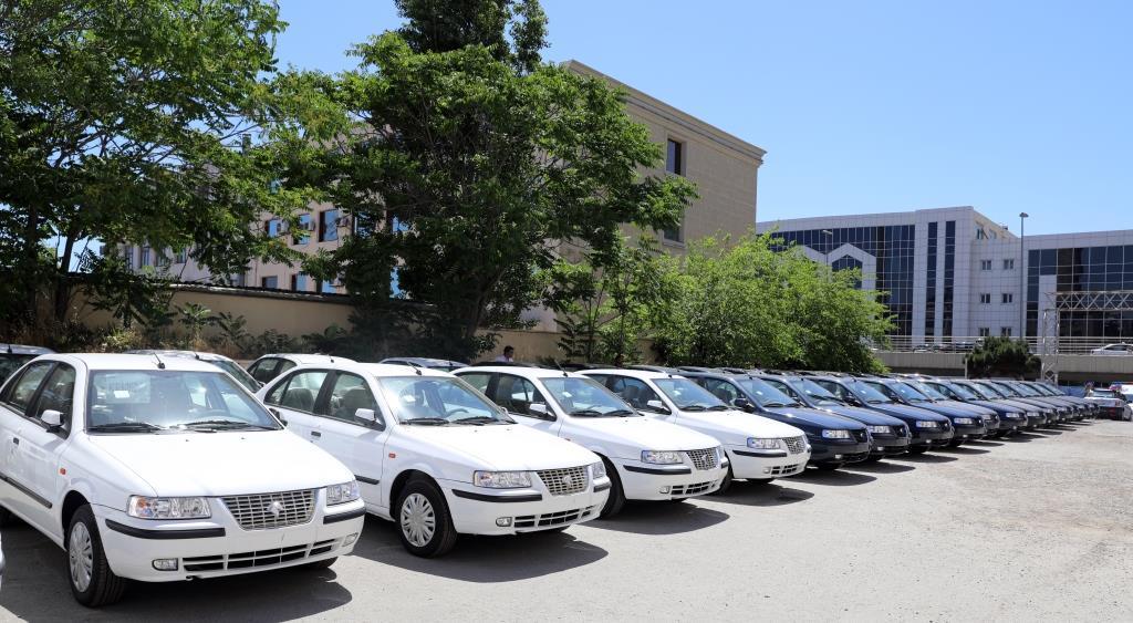 Disabled war veterans receive cars [PHOTO]