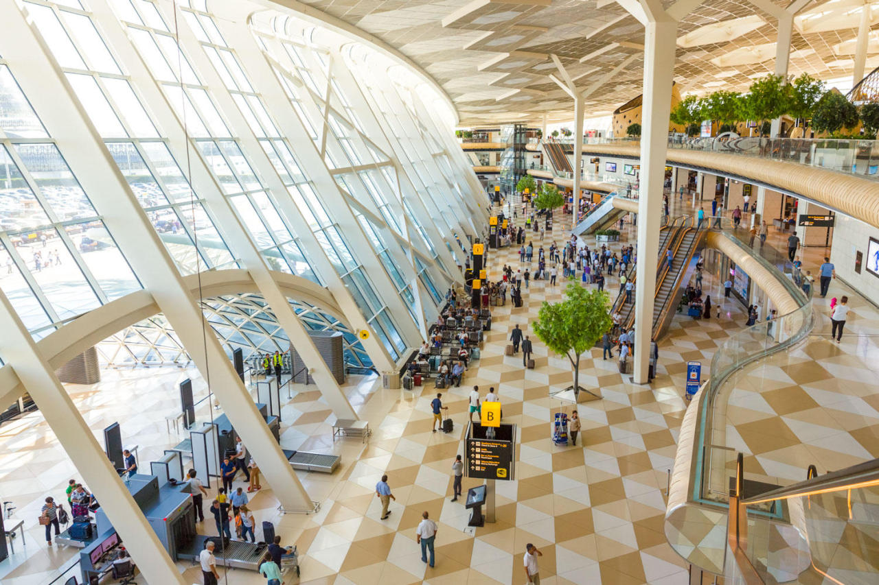 Heydar Aliyev Int'l Airport's passenger traffic up