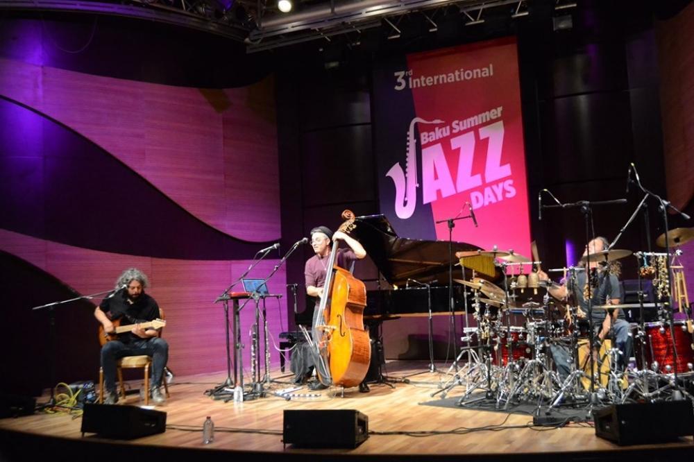 Israeli double bass virtuoso shines at Baku Summer Jazz Days Festival [PHOTO/VIDEO] - Gallery Image
