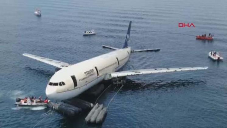 Turkey sinks passenger plane to develop diving tourism [PHOTO]