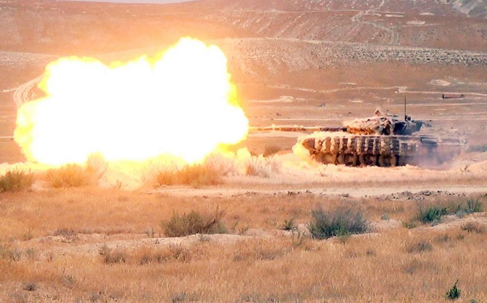 Azerbaijani army holds exercises at combined-arms range [PHOTO/VIDEO]