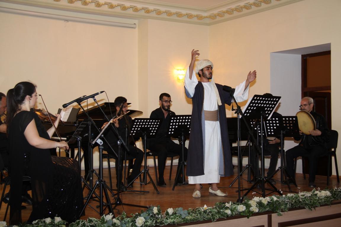 Spectacular concert dedicated to Nasimi held in capital [PHOTO]