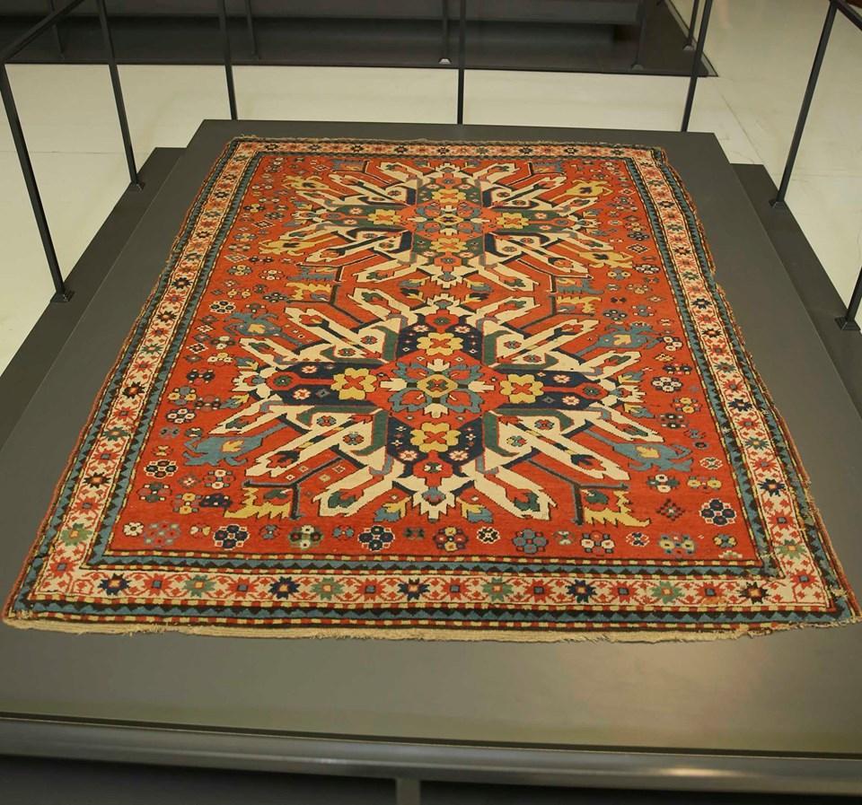 Armenians attempt to appropriate Azerbaijani carpets on display at Louvre Museum [UPDATE]