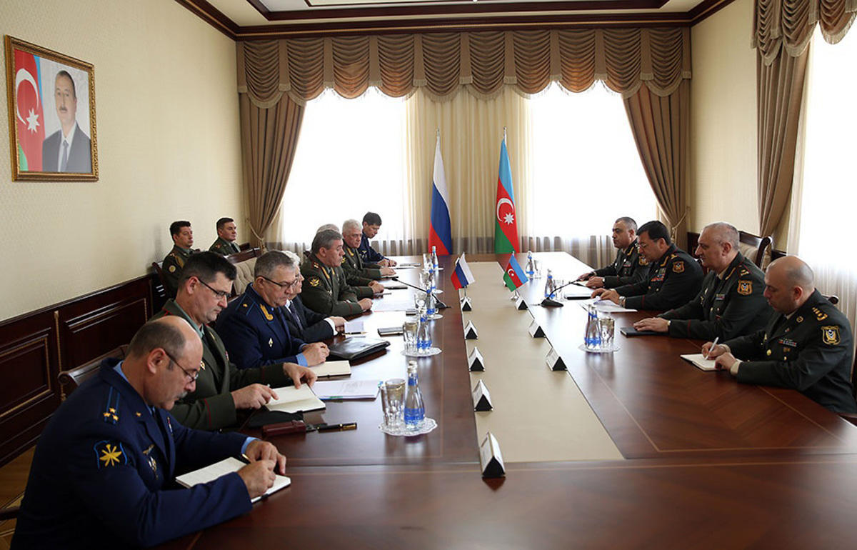 High-ranking military officials of Azerbaijan, Russia talk over Karabakh conflict [PHOTO/VIDEO]