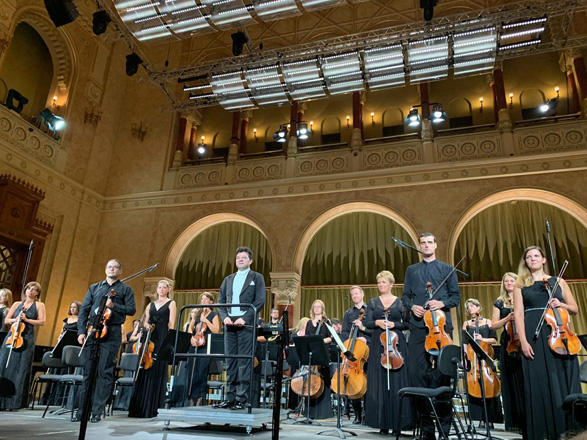 National conductor shines at festival in Hungary