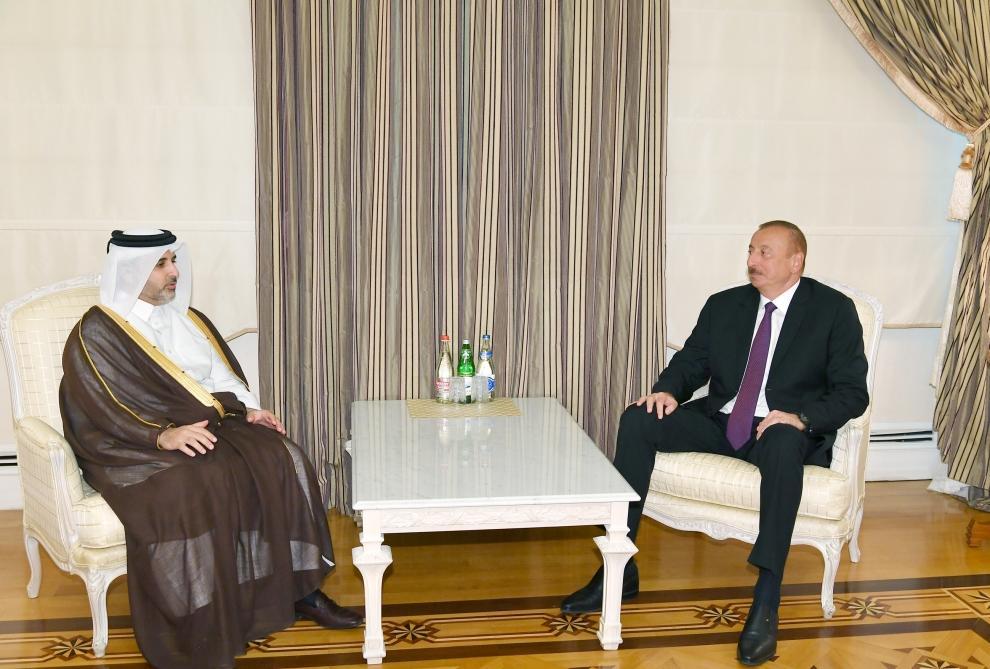 President Ilham Aliyev receives Qatari municipality, environment minister [UPDATE]