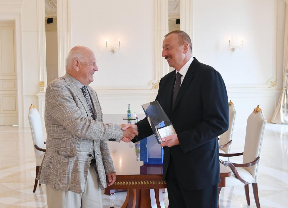 President Ilham Aliyev receives President of European Olympic Committees [UPDATE]