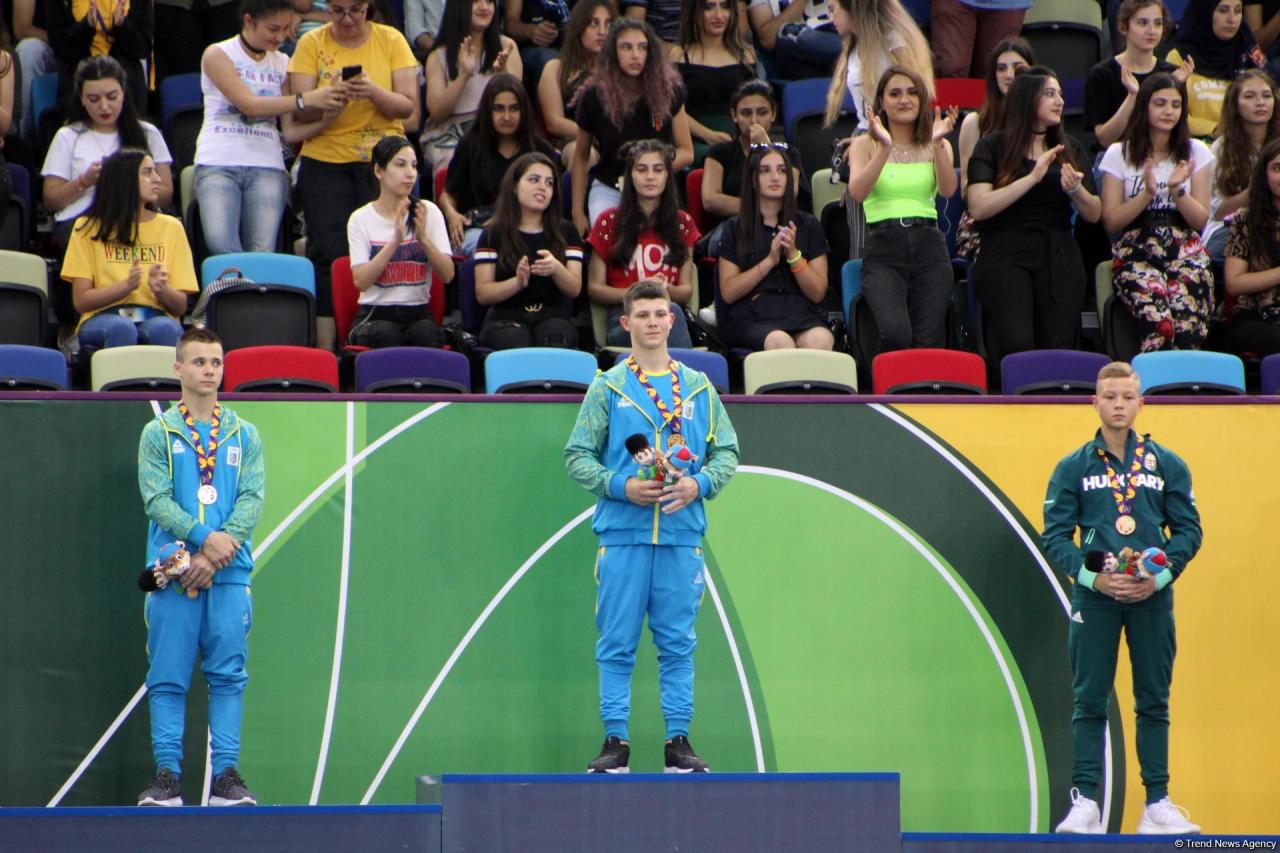 Winners in parallel bars and floor exercises awarded at EYOF Baku 2019 [PHOTO]