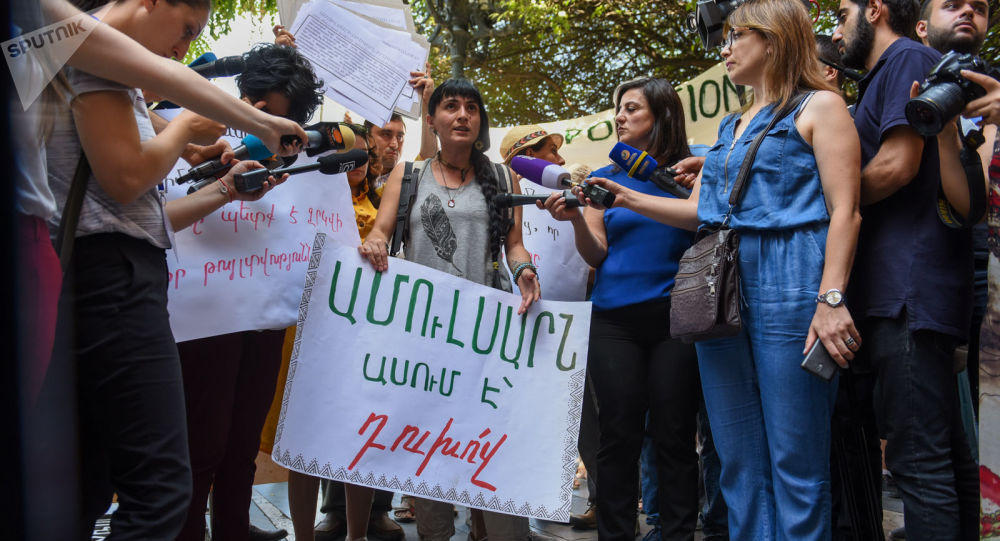 Mass protests continue in Armenia