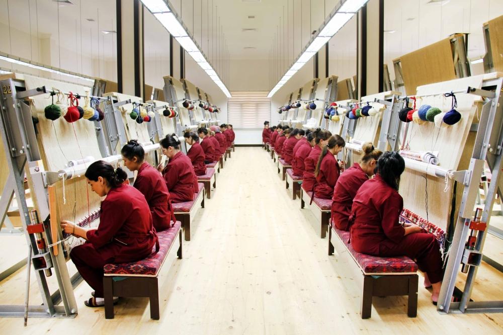 New carpet weaving workshop opens in Ismayilli