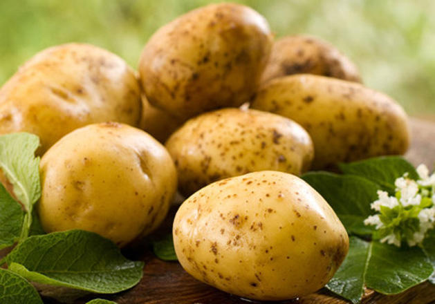 Azerbaijan exports potatoes to 8 countries