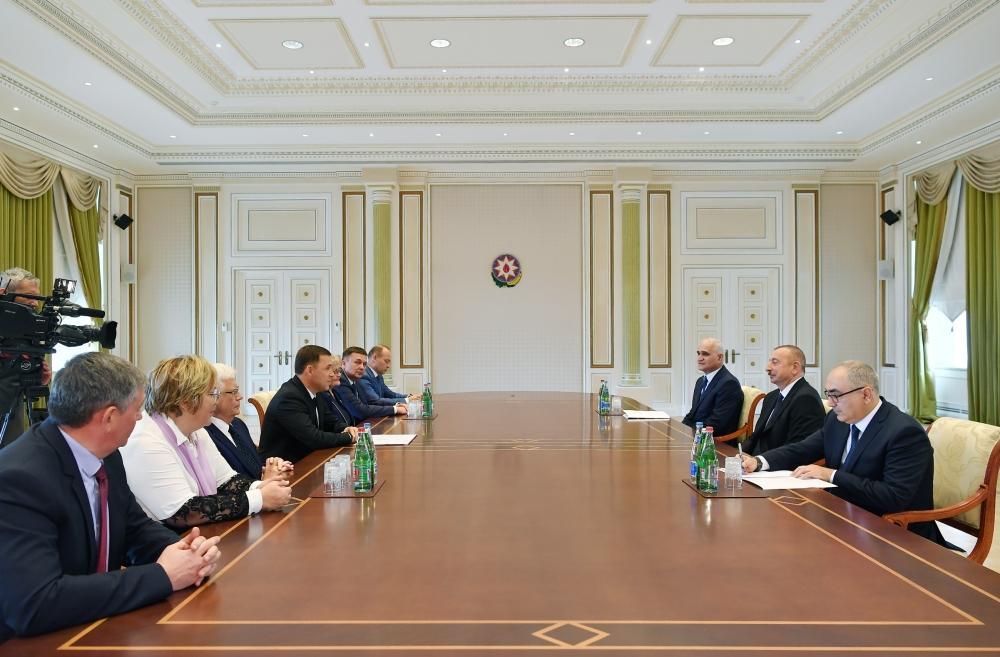 President Ilham Aliyev receives governor of Russia's Sverdlovsk region [UPDATE]