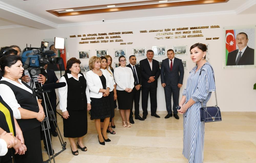 First Vice-President Mehriban Aliyeva viewed conditions created at newly-renovated school No 113 in Kurdakhani [UPDATE]