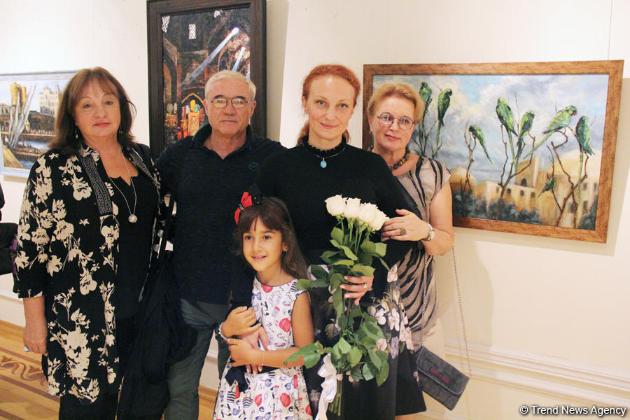 Russian diplomat express her love for Azerbaijan in vibrant paintings [PHOTO]