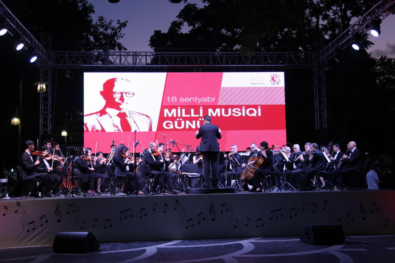 State Musical Theater marks great Azerbaijani composer's birthday [PHOTO/VIDEO] - Gallery Image