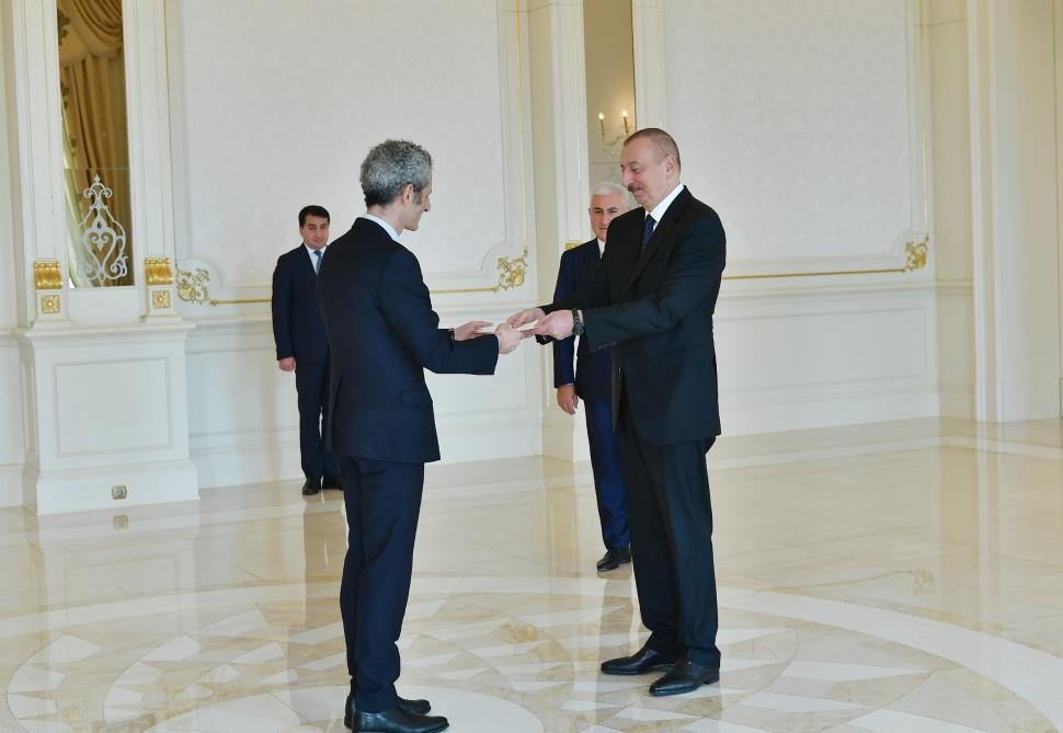 President Ilham Aliyev receives credentials of incoming French ambassador [UPDATE]