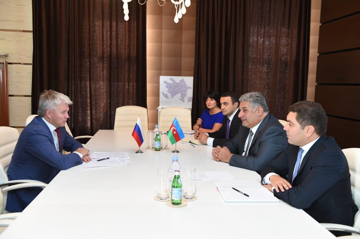 Azerbaijani Minister of Youth and Sports meets Russian counterpart [PHOTO]