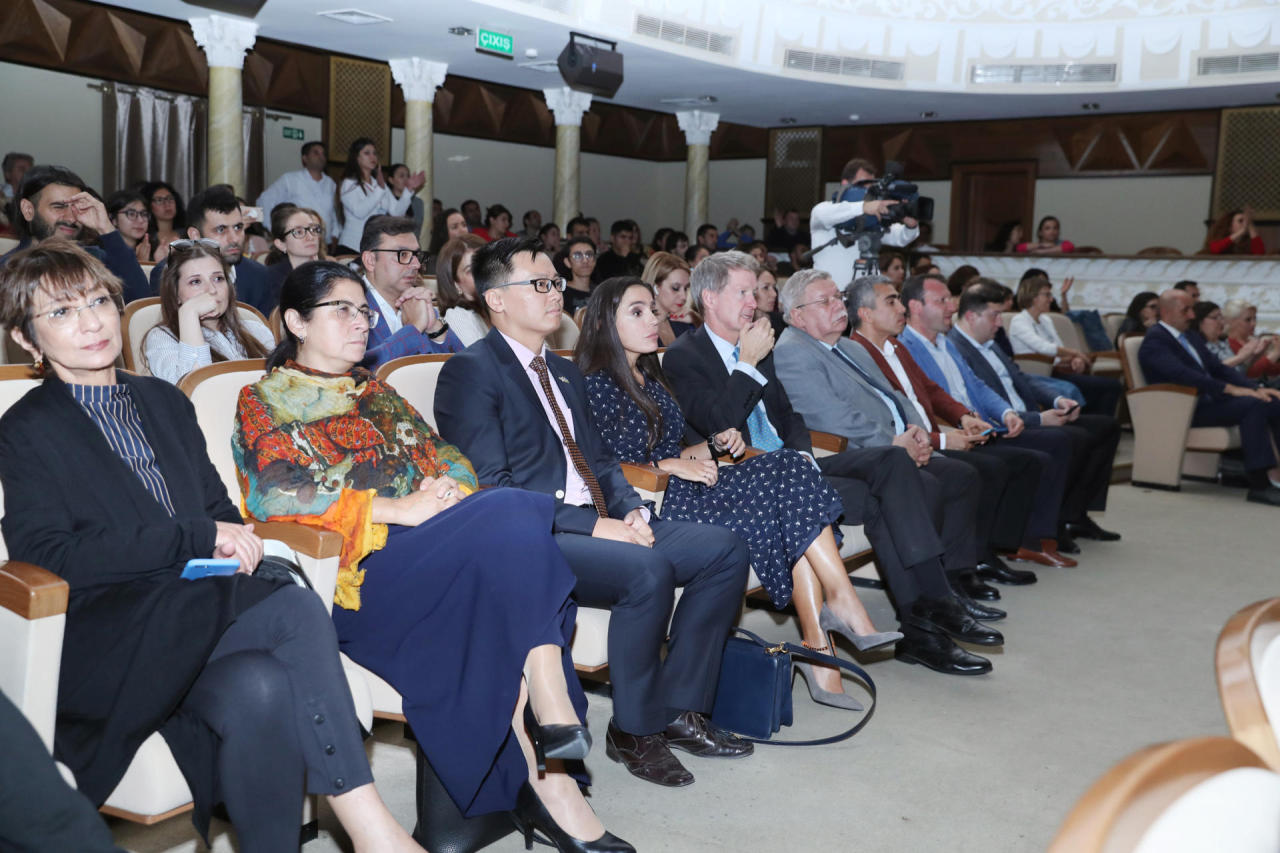 Argonauts international inclusive show presented in Baku [UPDATE]