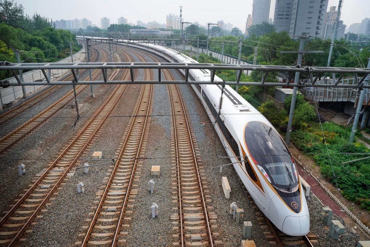 China to build 127 key special railway lines by 2020